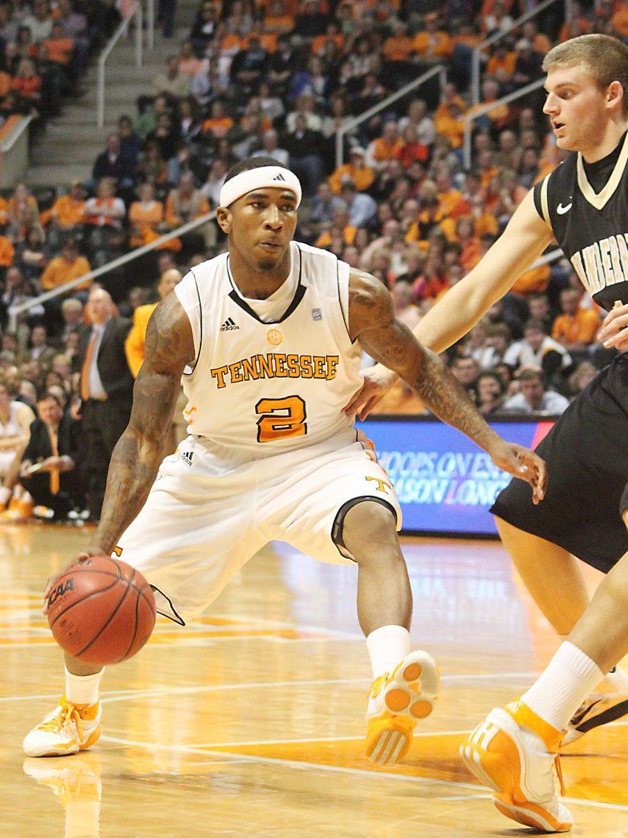 Melvin Goins moves past a Commodore defender on Jan 15. Goins, who scored 15 points against UConn on Jan. 22, was one of the lone bright spots in the Vols’ 72-61 loss.