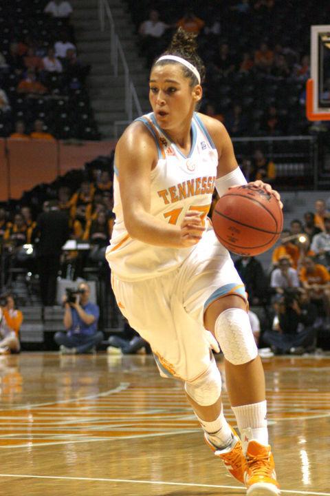 Taber Spani drives up court during a game against Union College on Tuesday, Nov. 8. Spani led the Lady Vols with 25 points, 22 of which came in the first half, helping to achieve a 93-45 win over the five-time NAIA champions.