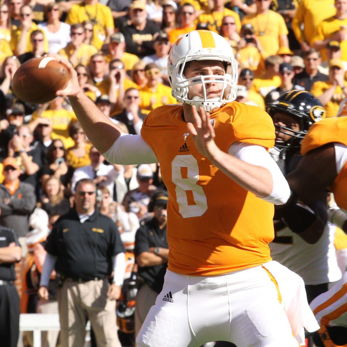 Quarterback Tyler Bray sets up for a throw against Missouri on Saturday, Nov. 10.