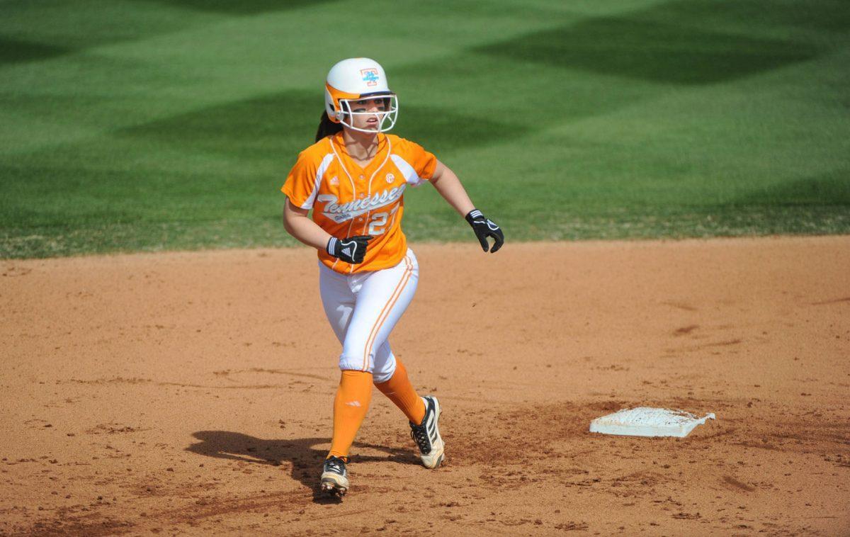 Lauren Gibson takes lead off second base against Alabama on March 9.