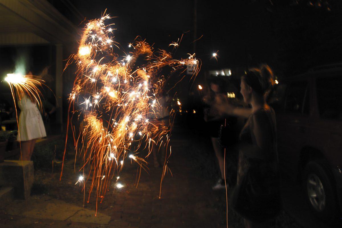 While it is illegal to shoot or sell fireworks in Knoxville, sparklers are permissible.