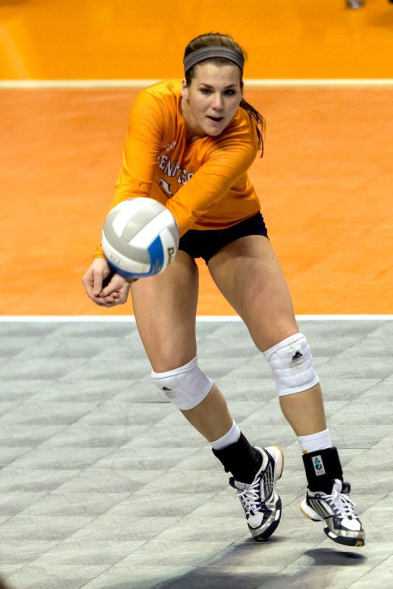 Senior libero Ellen Mullins records a dig against the LSU Tigers at Thompson-Boling Arena on Nov. 17.