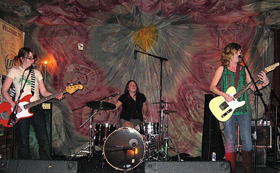 Maggie Brannon, guitarist for the band Daddy Don't, plays with an all-female trio that includes Laura Rogers on drums and Elizabeth Wright on guitar.