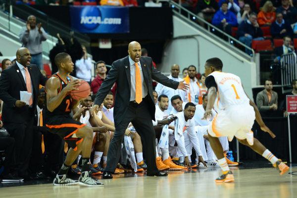 Tennessee head coach Counzo Martin yells to guard Josh Richardson during the Vols' 83-63 second-round win over Mercer at PNC Arena on Sunday.