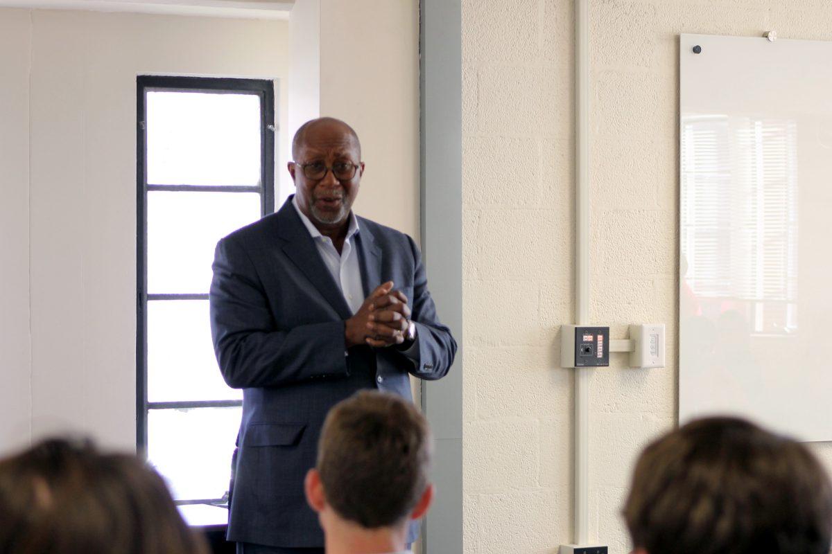 Ron Kirk, former U.S. Trade Ambassador in President Obama's cabinet gives a seminar about nuclear energy in UT's Bredesen Center with CASEnergy Coalition on March 27.