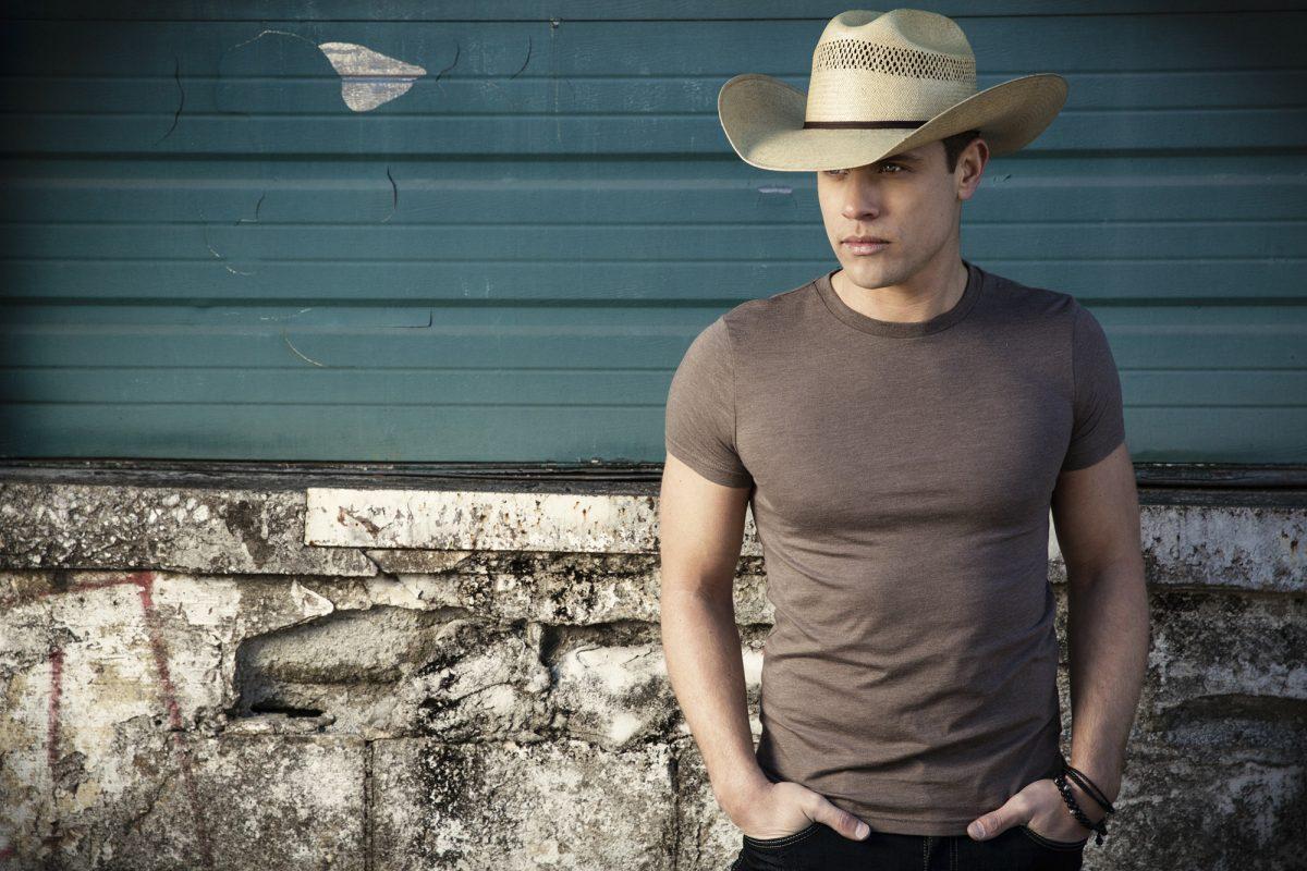 Rising country singer Dustin Lynch will perform at Cotton Eyed Joe on May 1.