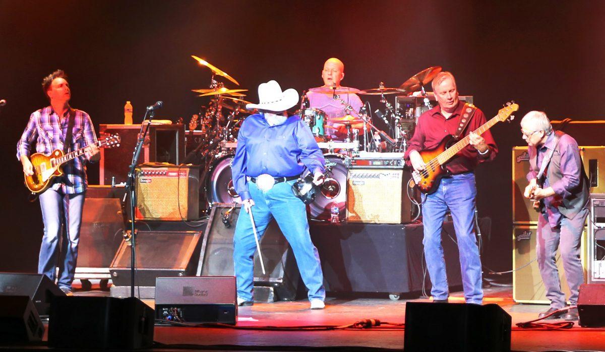 Famous Fiddler Charlie Daniels headlined concert held for Medal of Honor recipients.