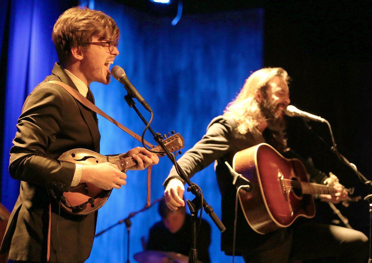 Cereus Bright performs at the Square Room March 7, 2014.