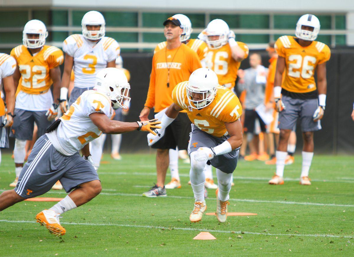 Sophomore Todd Kelly Jr. practices on April 14.