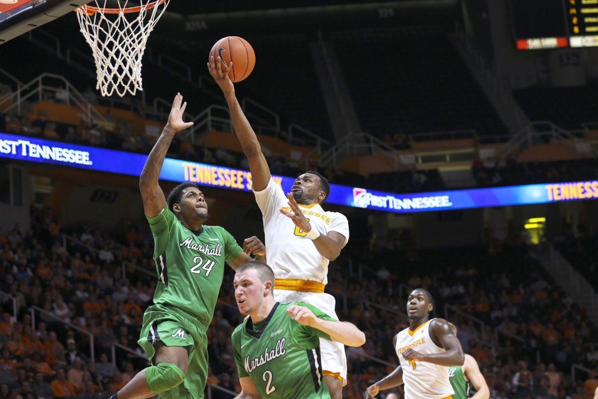 Senior guard Kevin Punter attempts a layup in the Vols' 84-74 victory over Marshall.