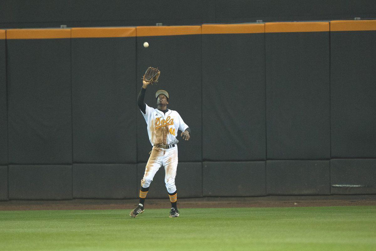 Vincent Jackson, #40, catching a ball in the outfield.