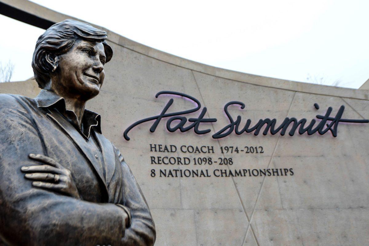 KNOXVILLE,TN - NOVEMBER 22, 2013 - Head Coach Pat Summitt statue is unveiled during the Pat Summitt Plaza dedication in Knoxville, TN. Photo By Tennessee Athletics