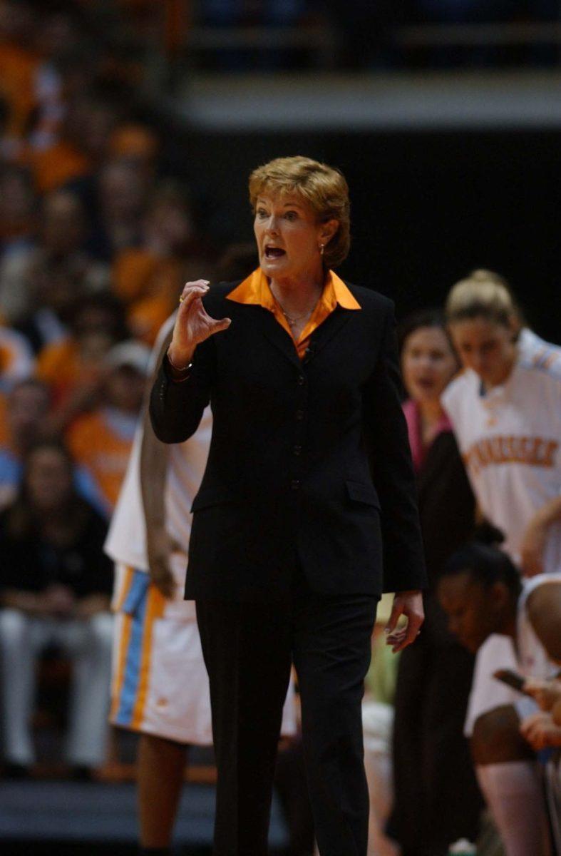 KNOXVILLE, TN - JANUARY 08, 2006 - Head Coach Pat Summitt during the game between the University of Connecticut Huskies and the Tennessee Lady Volunteers at Thompson-Boling Arena in Knoxville, TN. Photo By Tennessee Athletics