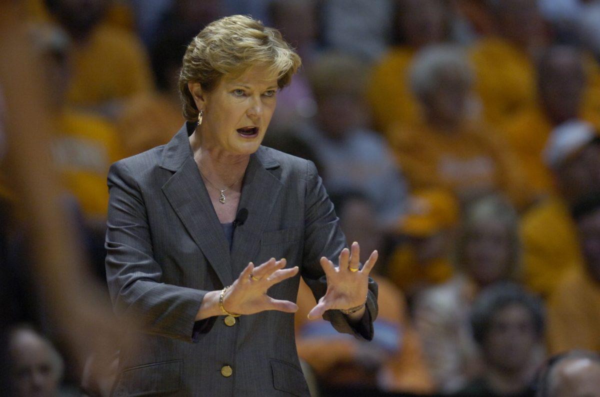 KNOXVILLE, TN - DECEMBER 02, 2007 - Head Coach Pat Summitt during the game between the North Carolina Tar Heels and the Tennessee Lady Volunteers at Thompson-Boling Arena in Knoxville, TN. Photo By Tennessee Athletics