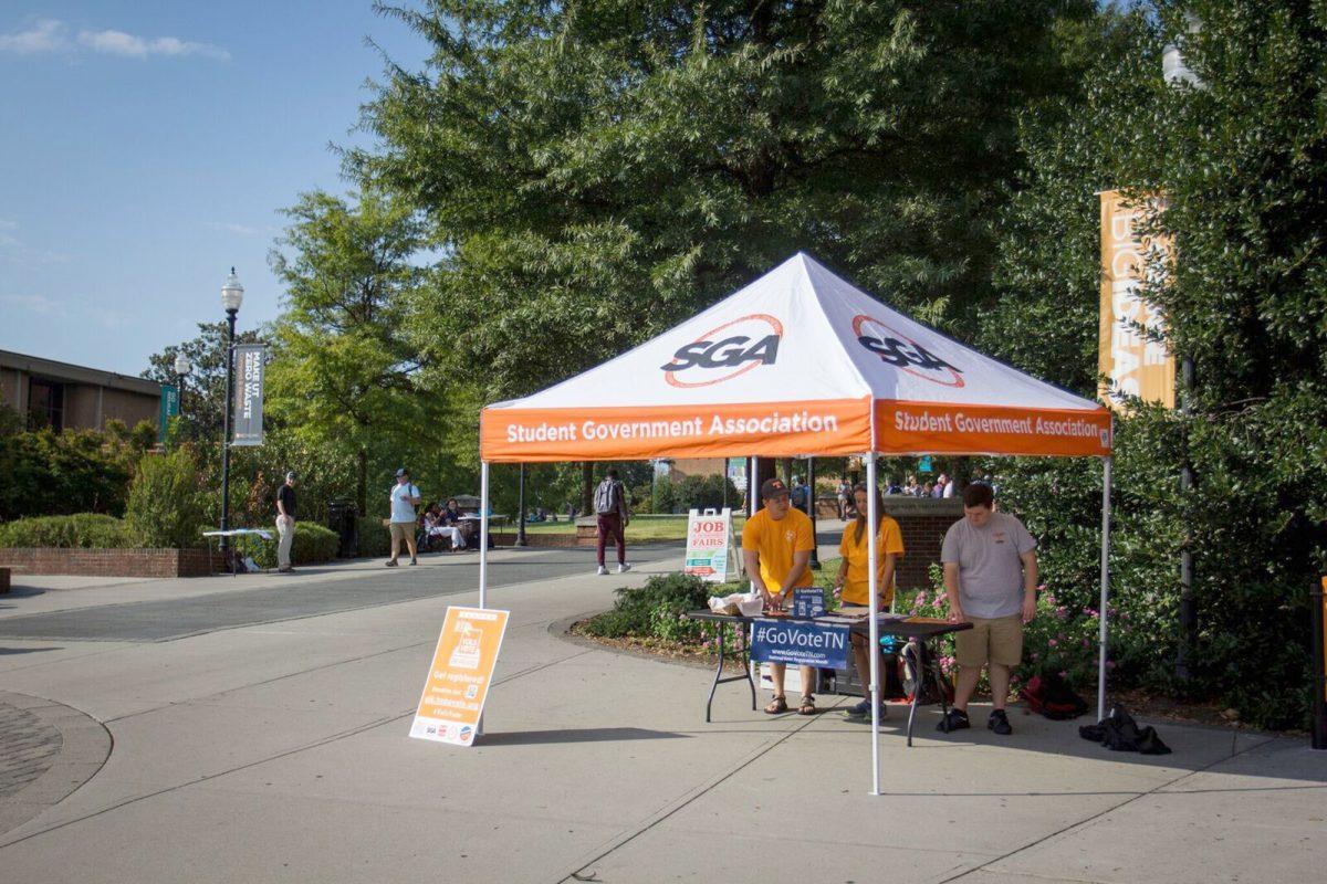 SGA takes part in a voter registration drive on Ped Walkway.