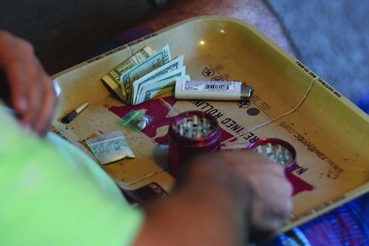Dealer Tray