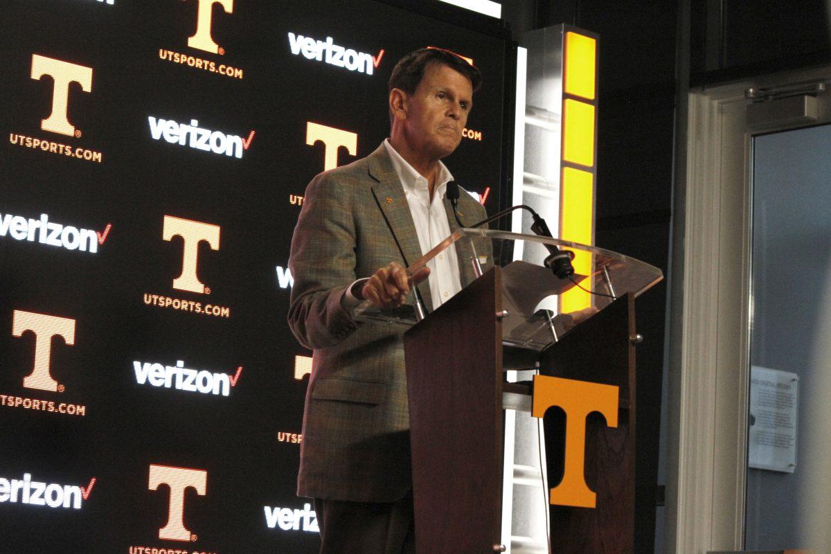 August 18, 2016 Knoxville, TN - Tennessee Vice Chancellor and Director of Athletics, Dave Hart announced Thursday that he will retire from the position of Director of Athletics, effective June 30, 2017