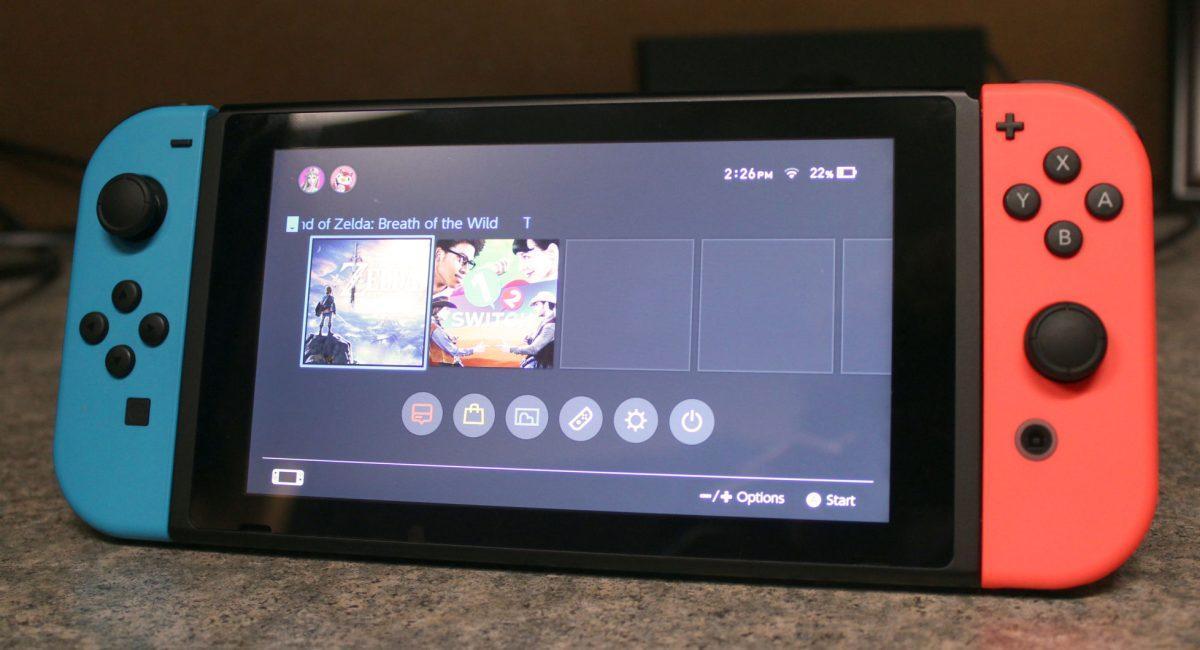 The Nintendo Switch console also acts as a screen when it is not connected to a TV.
