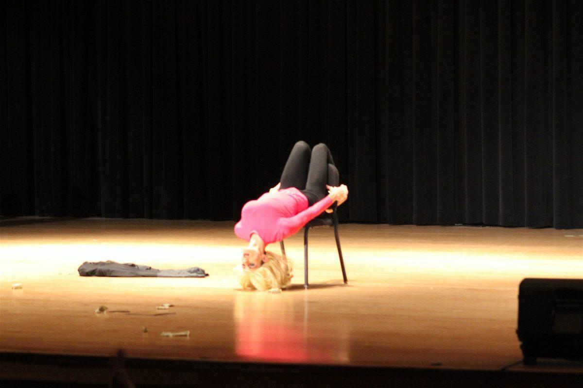 Colletta surprised the audience with a death drop and even throwing an audience member's phone into the air.
