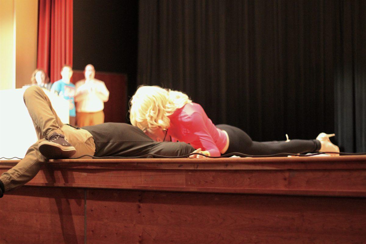Colletta surprised the audience with a death drop and even throwing an audience member's phone into the air.