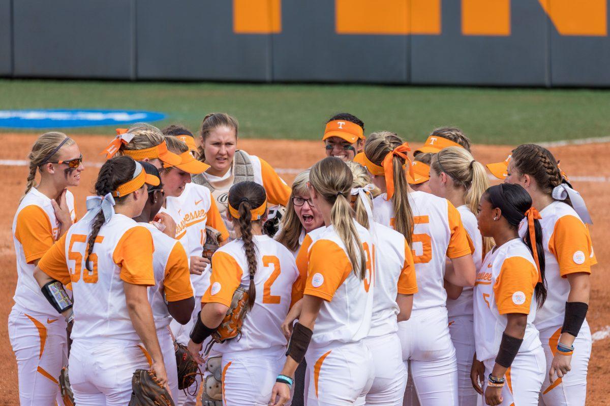 FILE - The Tennessee Volunteers softball team during the NCAA super regionals at Sherri Parker Lee Stadium on May 28, 2017.