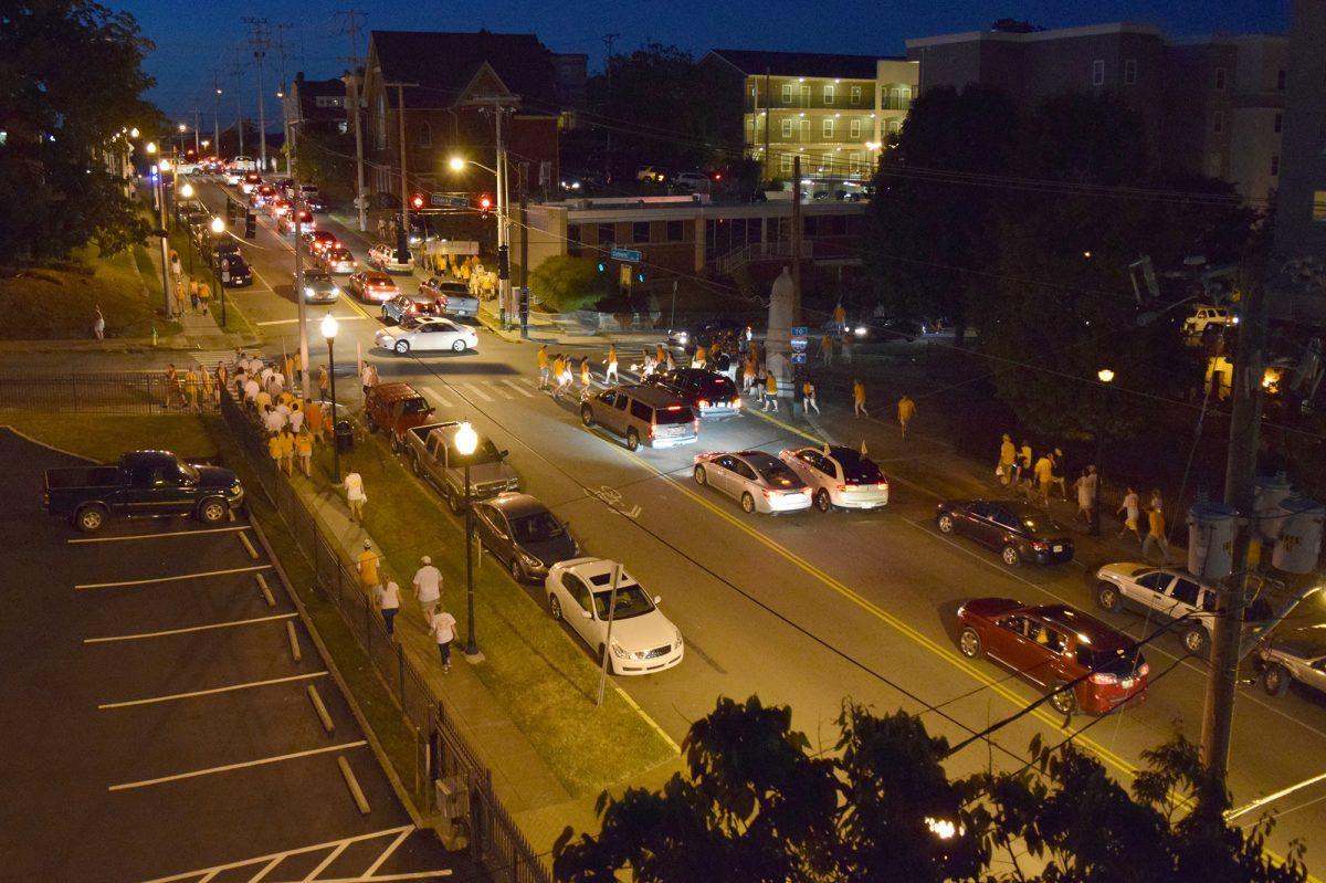 Both foot and car traffic flood Cumberland Ave. after the Florida game on Sep. 24, 2016.