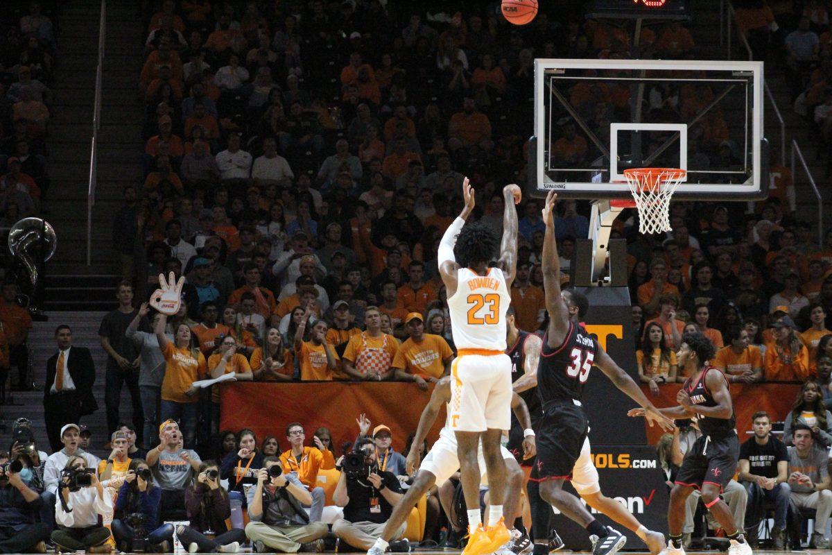 Jordan Bowden, #23, shoots the ball during game against Louisiana-Lafayette on Nov. 9, 2018 at Thompson-Boling Arena.