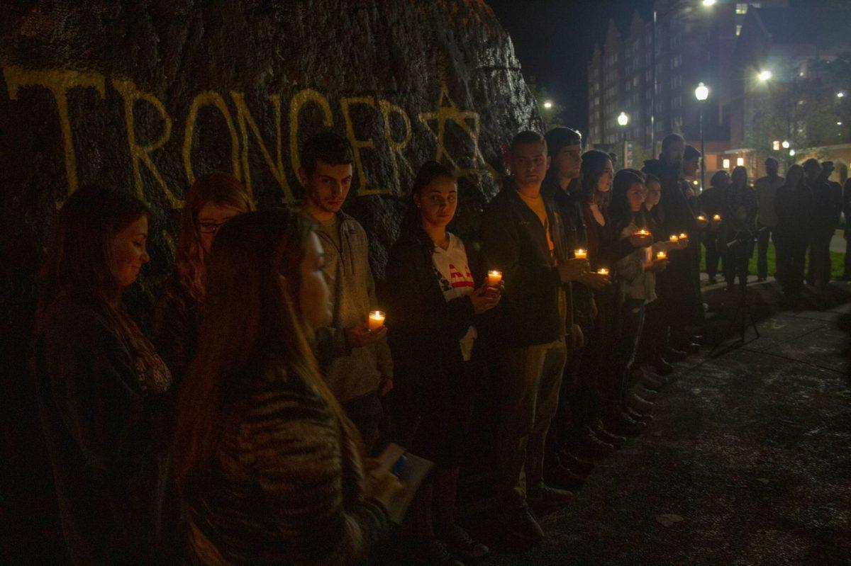 Hillel at UTK hosts a vigil in remembrance of the deaths at the Pittsburg synagogue shooting.
