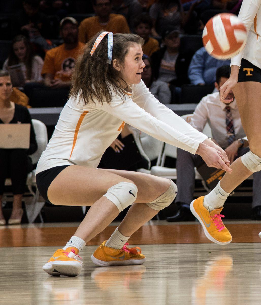 Lily Felts, #15, bumps the ball during game against Ole Miss on Nov. 24, 2018 at Thompson-Boling Arena.
