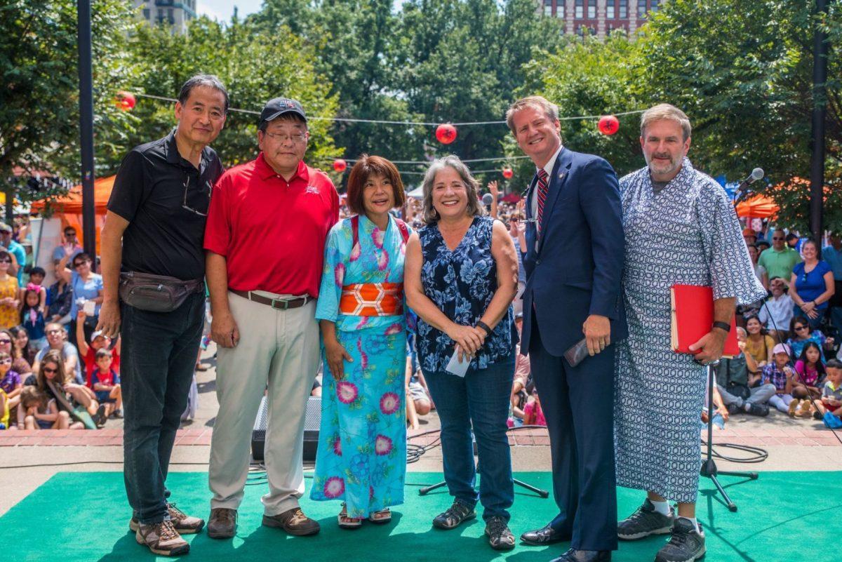 Mayor Madeline Rogero and other festival guests at the 5th annual Knoxville Asian Festival in 2018. 