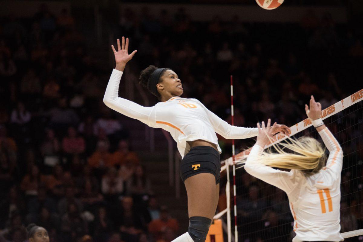 Tennessee's Addisyn Rowe (16) prepares to strike the ball during the game against Auburn University on Wednesday, November 27, 2019 at Thompson-Boling Arena.