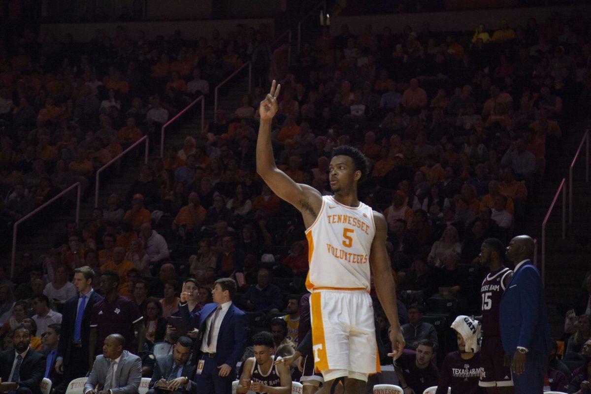 Josiah-Jordan James, #5, calls a play to the point guard during the game against Texas A&amp;M on Tuesday, January 28, 2020 at Thompson-Boling Arena.