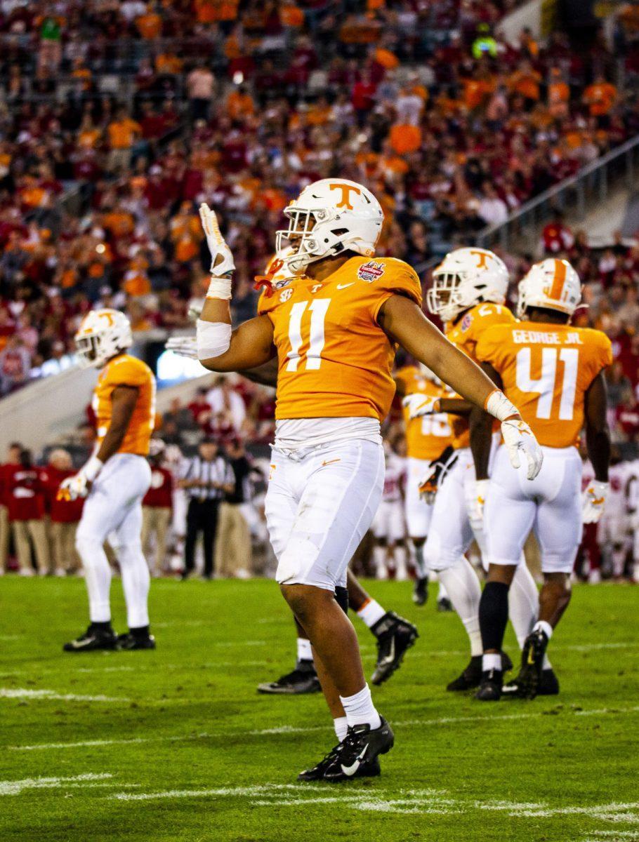#11 Henry To'o To'o for the Tennessee volunteers facing Indiana in the 2020 Tax Slayer Bowl.