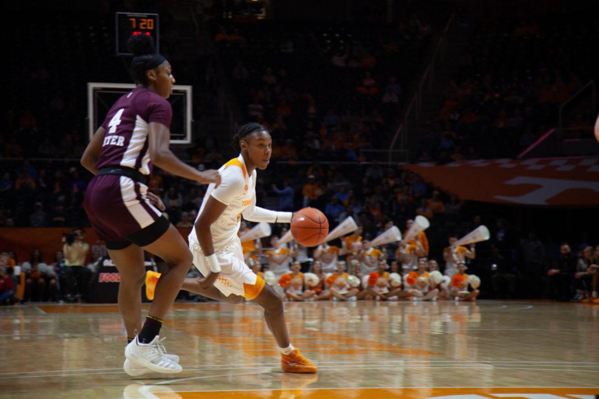 Jordan Horston, #25, drives the ball towards the basket during the game against Mississippi State on Thursday, February 6, 2020 at Thompson-Boling Arena.