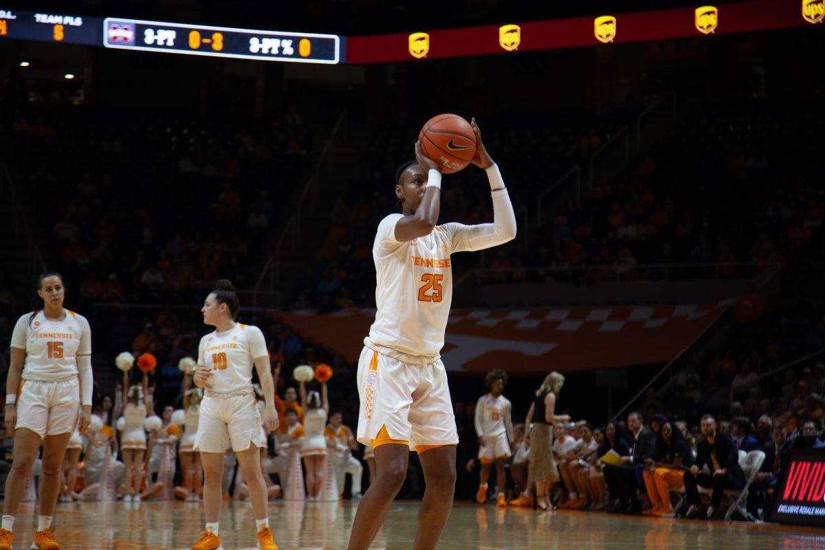 Jordan Horston, #25, shoots a free-throw during the game against Mississippi State on Thursday, February 6, 2020 at Thompson-Boling Arena.