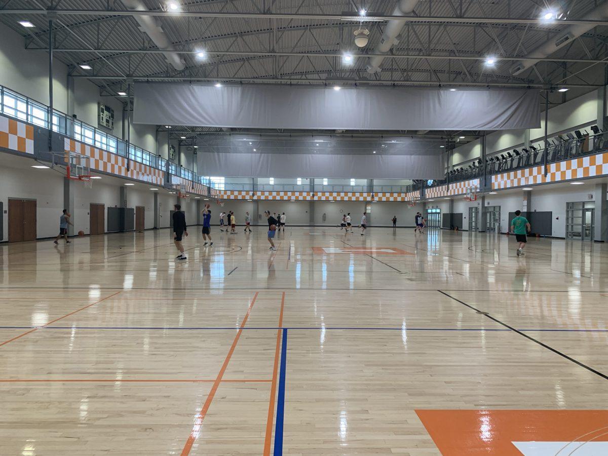 UT Rec Sports, a multi-level exercise faculty that is free for students, offers multiple fitness programs for people of any interests or fitness levels. There’s cycling, yoga, killer core, Tabata and much more.