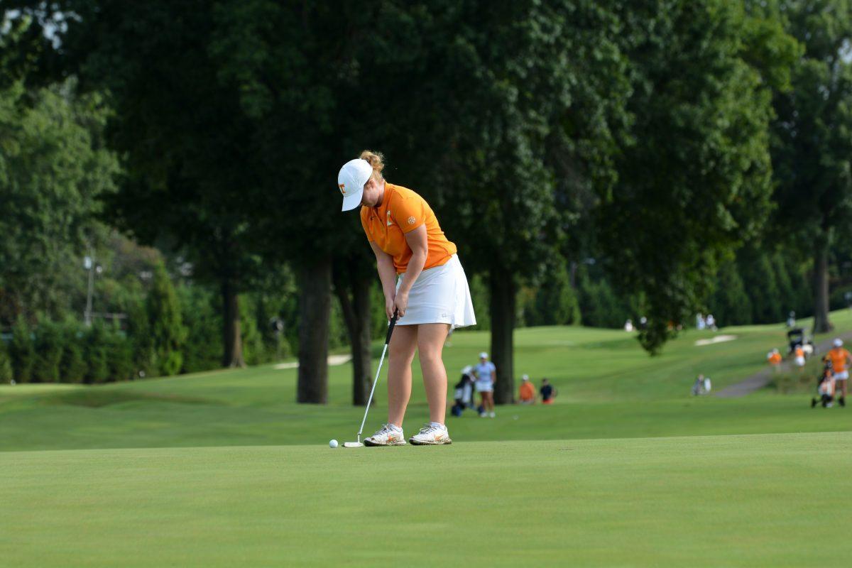Michaela Williams lines up for a swing at the Mercedes-Bens Collegiate Championship at the Cherokee Country Club in Knoxville, TN on Sept. 18, 2018.