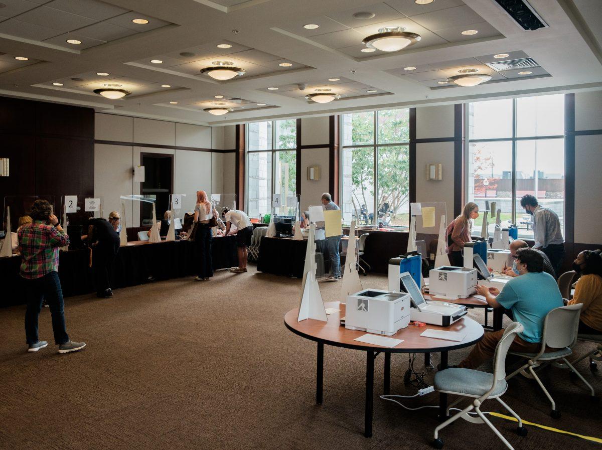 The Howard Baker Jr. Center during early voting on Oct. 26, 2020.