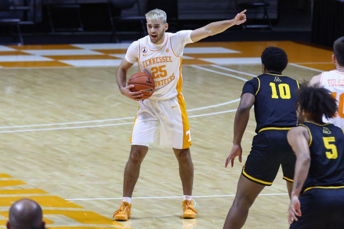 Dec 15, 2020; Knoxville, Tennessee, USA; Tennessee Volunteers guard Santiago Vescovi (25) calls out a play against the Appalachian State Mountaineers during the second half at Thompson-Boling Arena. Mandatory Credit: Randy Sartin-USA TODAY Sports