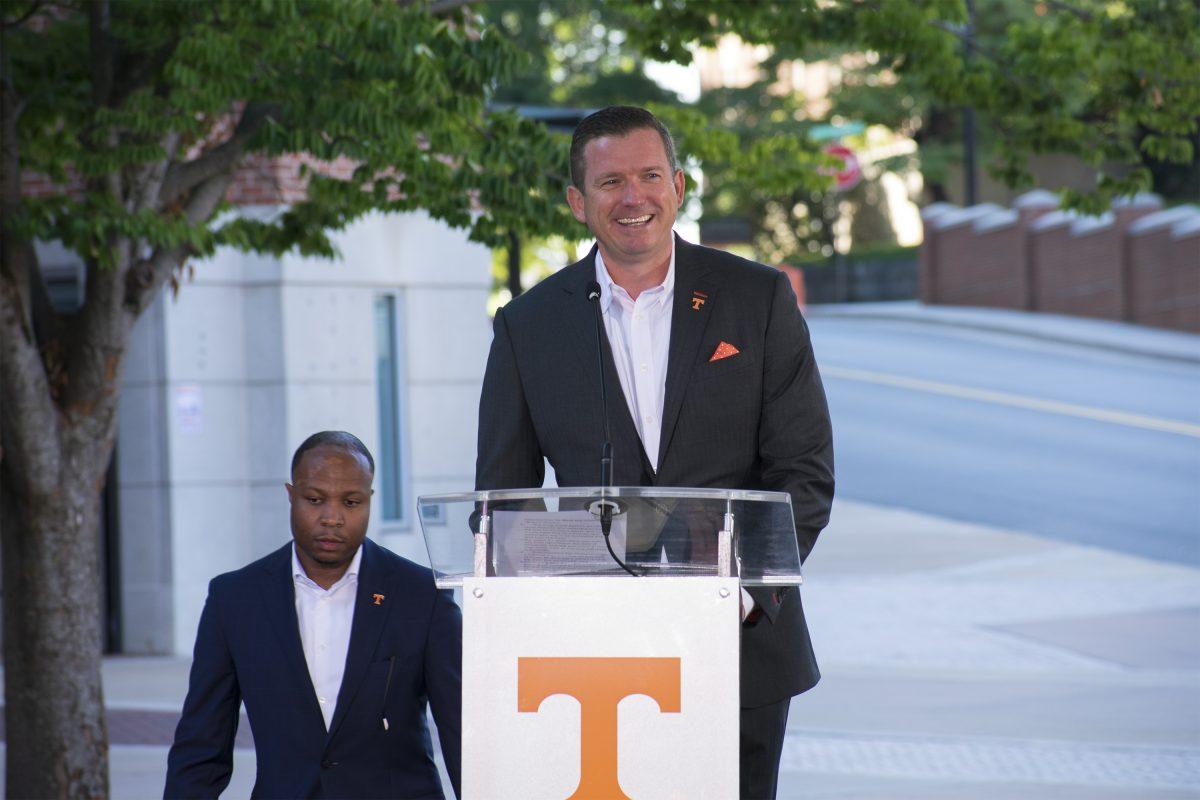 Tennessee athletic director Danny White says a few words before the statue unveiling at Neyland Stadium. Thursday, September 2, 2021.