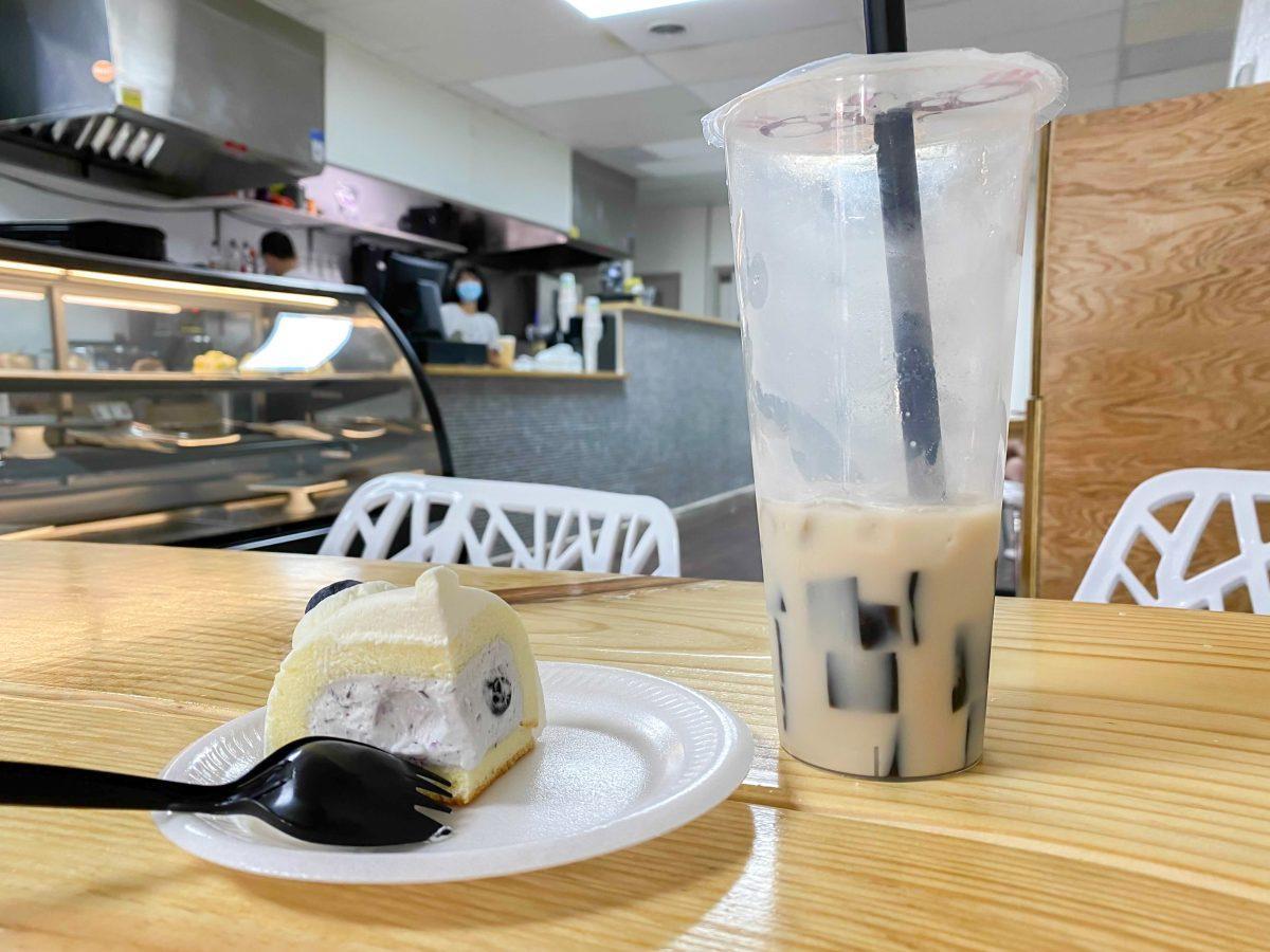 Bomb cake and milk tea served at newly-opened Hello Tea House at 722 South Gay Street, Knoxville. Photo taken Wednesday Oct. 13, 2021.