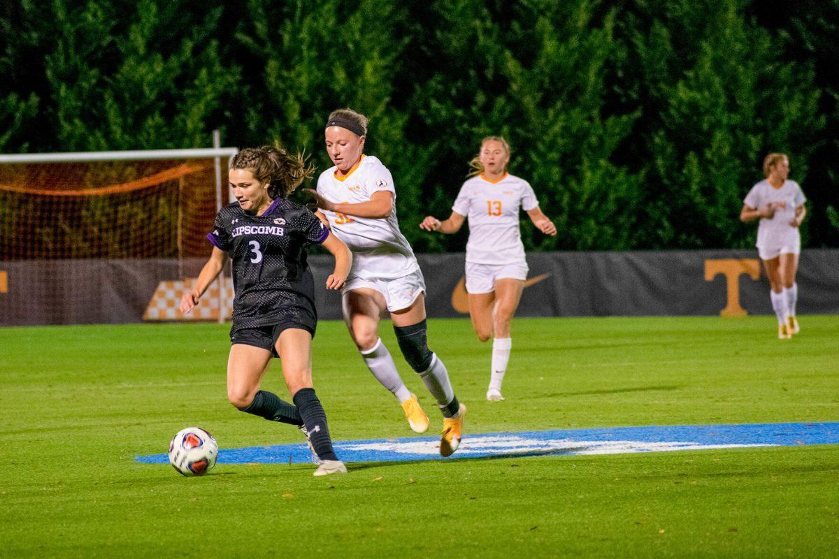 Lady Vol Brooke Wilson (32) defends against Lipscomb's Cami Rogers (3) at Regal Stadium in Knoxville, Tenn. Friday, November 12, 2021.