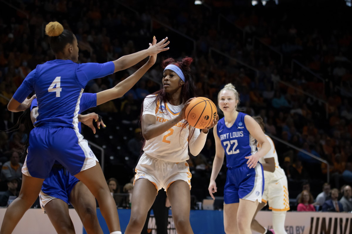 Rickea Jackson (2) looks to pass the ball during the first round of the NCAA Tournament at Thompson-Boling Arena on March 18, 2023.