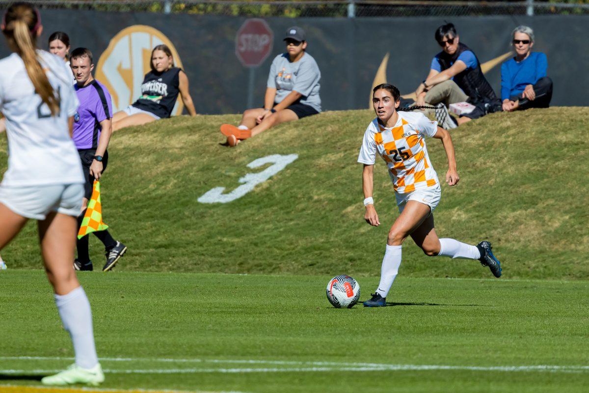 Nayeli Diaz (25) controls the ball during a match against Texas A&amp;M University at Regal Soccer Stadium. Sunday, Oct. 22, 2023.