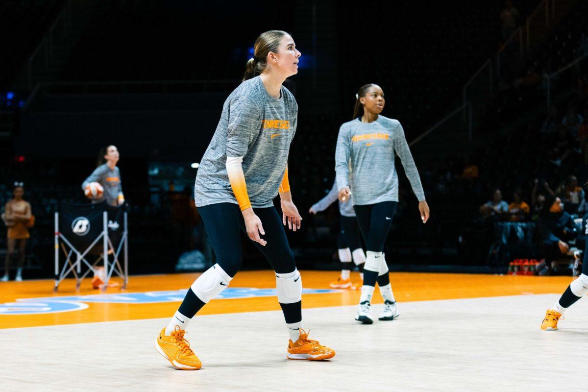 Vols' warm up for match against Ole Miss in the Food City Center. Sunday, Nov, 12, 2023. Parker Phegley