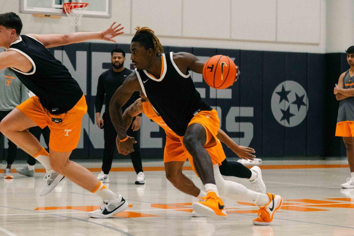 Jahmai Mashack (15) during practice in Pratt Pavilion. Thursday, Nov. 2, 2023.