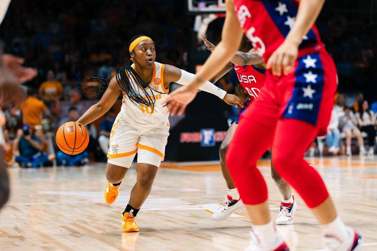 Destinee Wells (10) against Team USA. Sunday, Nov. 5, 2023. 