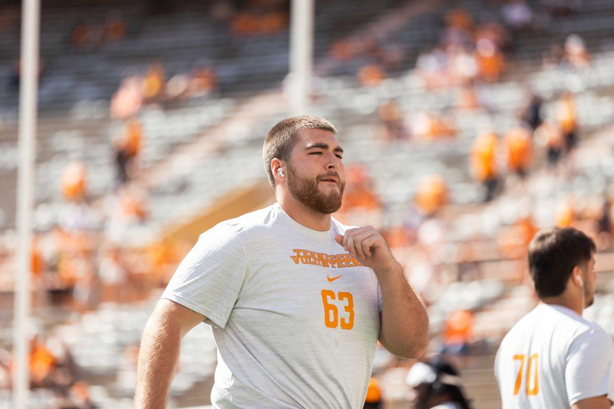 Cooper Mays (63) warms up before a game against UTSA in Neyland Stadium. Saturday, Sept. 23, 2023 