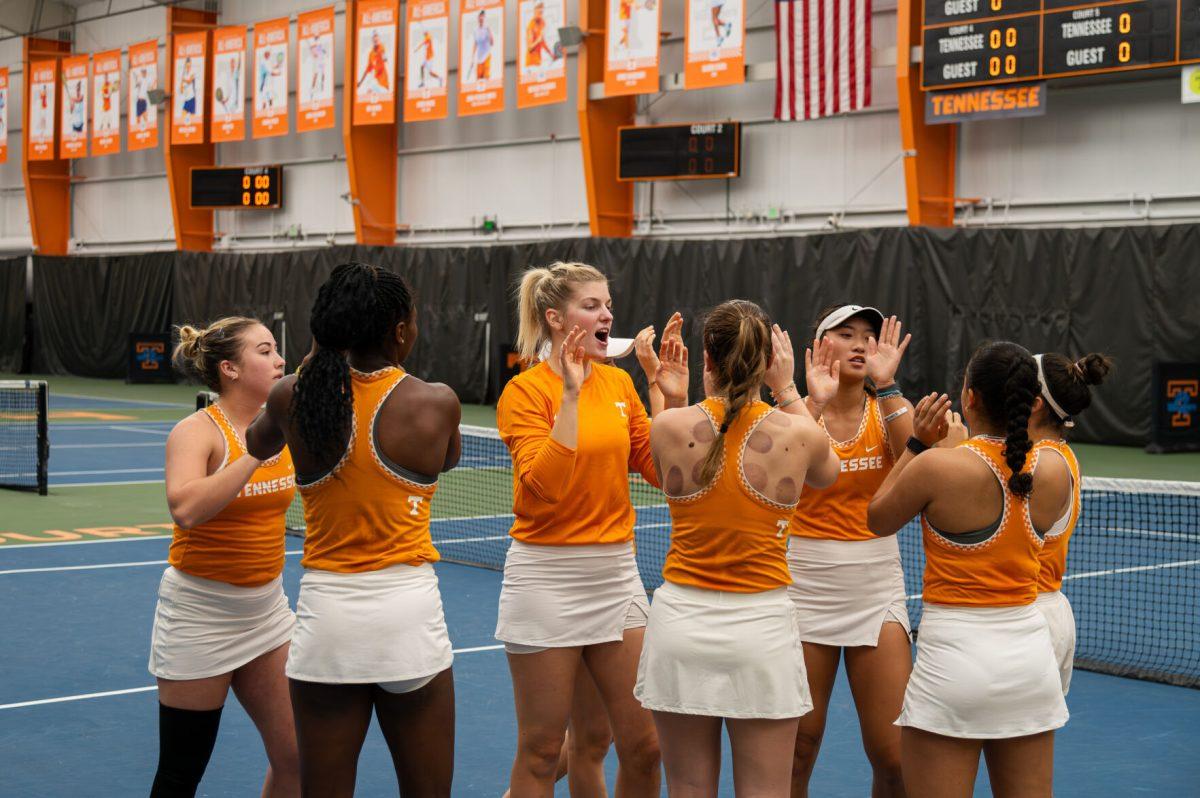 The Lady Vols gather before their match against Vanderbilt at Goodfriend Tennis Center. Friday, Jan. 26, 2024.