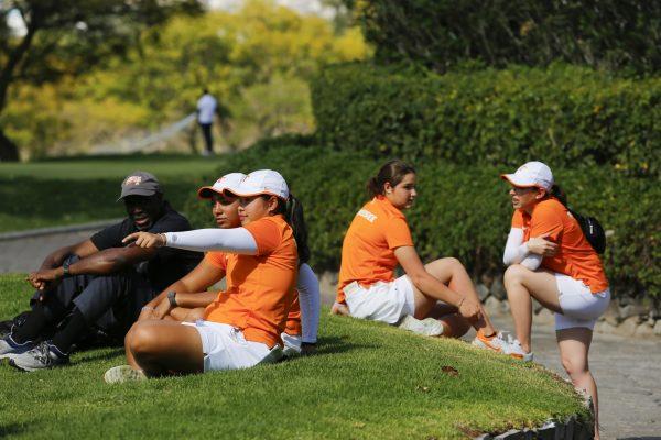 From left to right: Bailey Davis, Manassanan Chotikabhukkana, Martina Lopes-Lanchares and head coach Diana Cantu